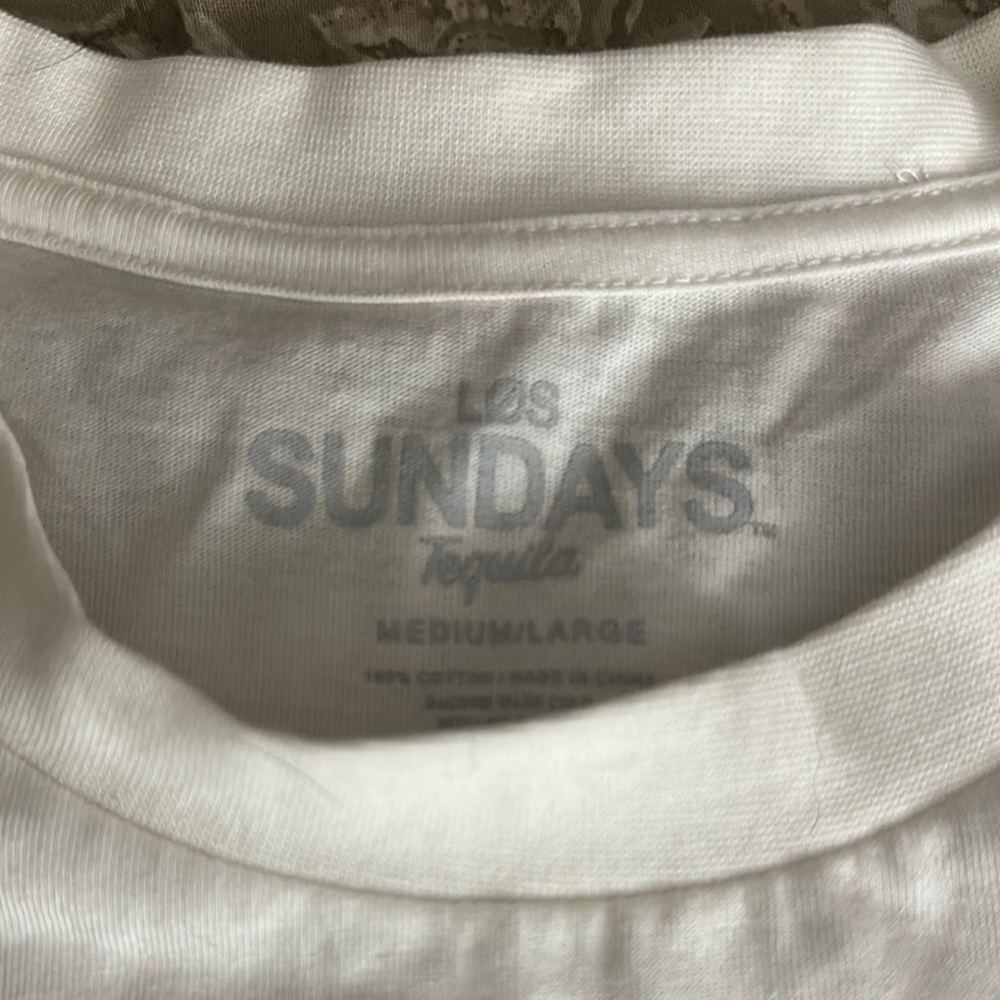 Sundays White Short Sleeve Tee - Picture 3 of 3